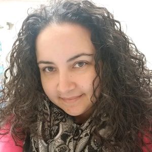 Meet your Posher, Lucia